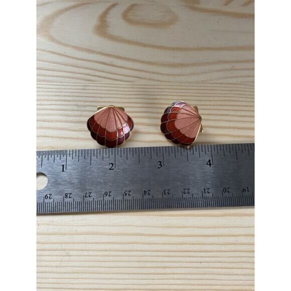 Vintage Goldtone & Enamel Shell Stud Pierced Earrings - Picture 3 of 3